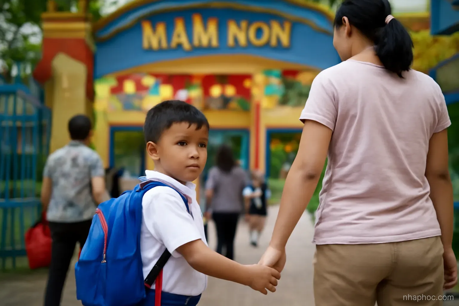 Đăng ký sớm 2-3 tháng: giữ suất và giảm vội vàng